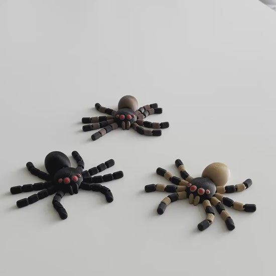 Video af Halloween Flexi Spider - Uhyggelig halloween pynt